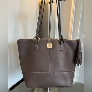 Dooney & Bourke Bag